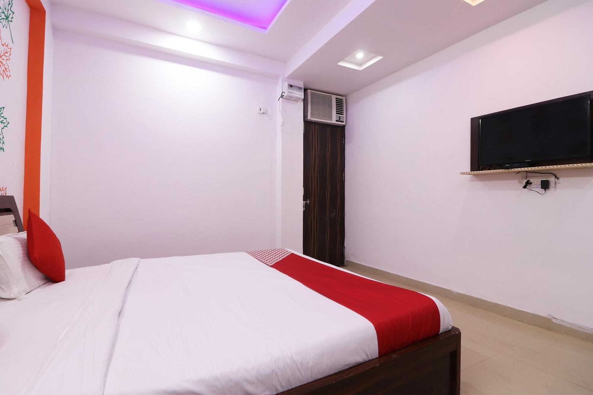 Hotel O Aaradhya Residency Noida Exterior foto