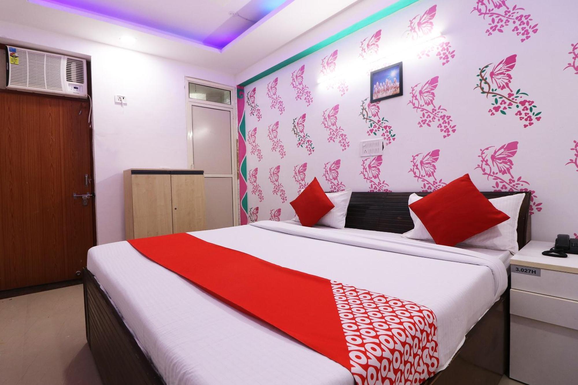Hotel O Aaradhya Residency Noida Exterior foto